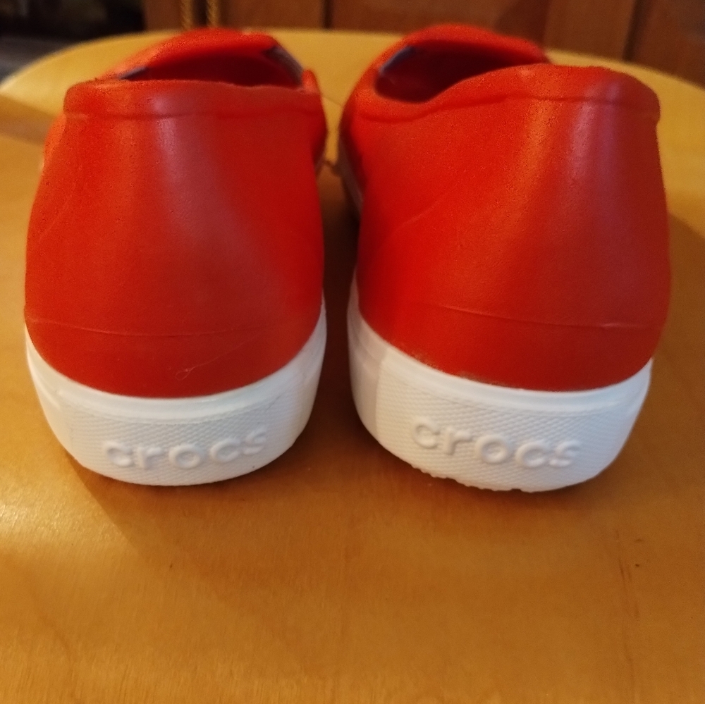 Crocs NWOT red Citilane slip-on ballet flats - Picture 8 of 9